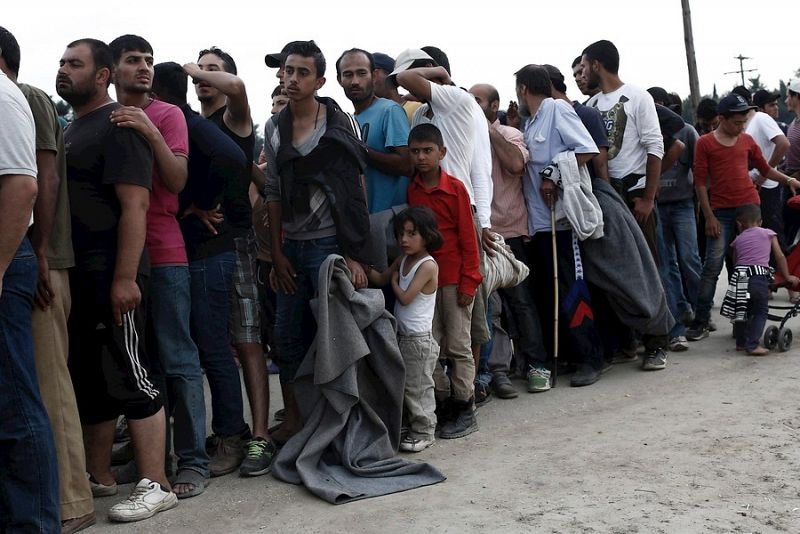 Entre paréntesis - Human Right Watch, crítica con las deportaciones de refugiados - Escuchar ahora