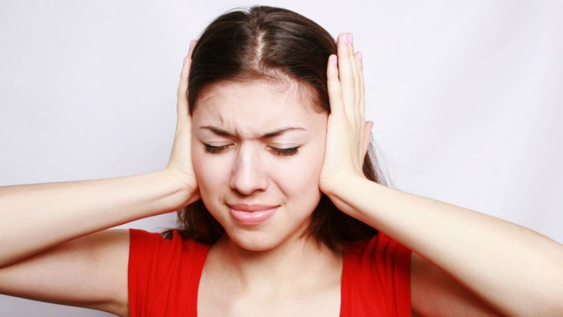 Entre paréntesis - ¿Qué son los los acúfenos?¿Tienen solución? - 28/04/16 