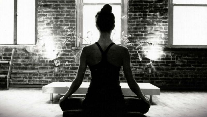  Las mañanas de RNE - 'Yoga para la vida real: Retox', el método de Lauren Imparato - Escuchar ahora