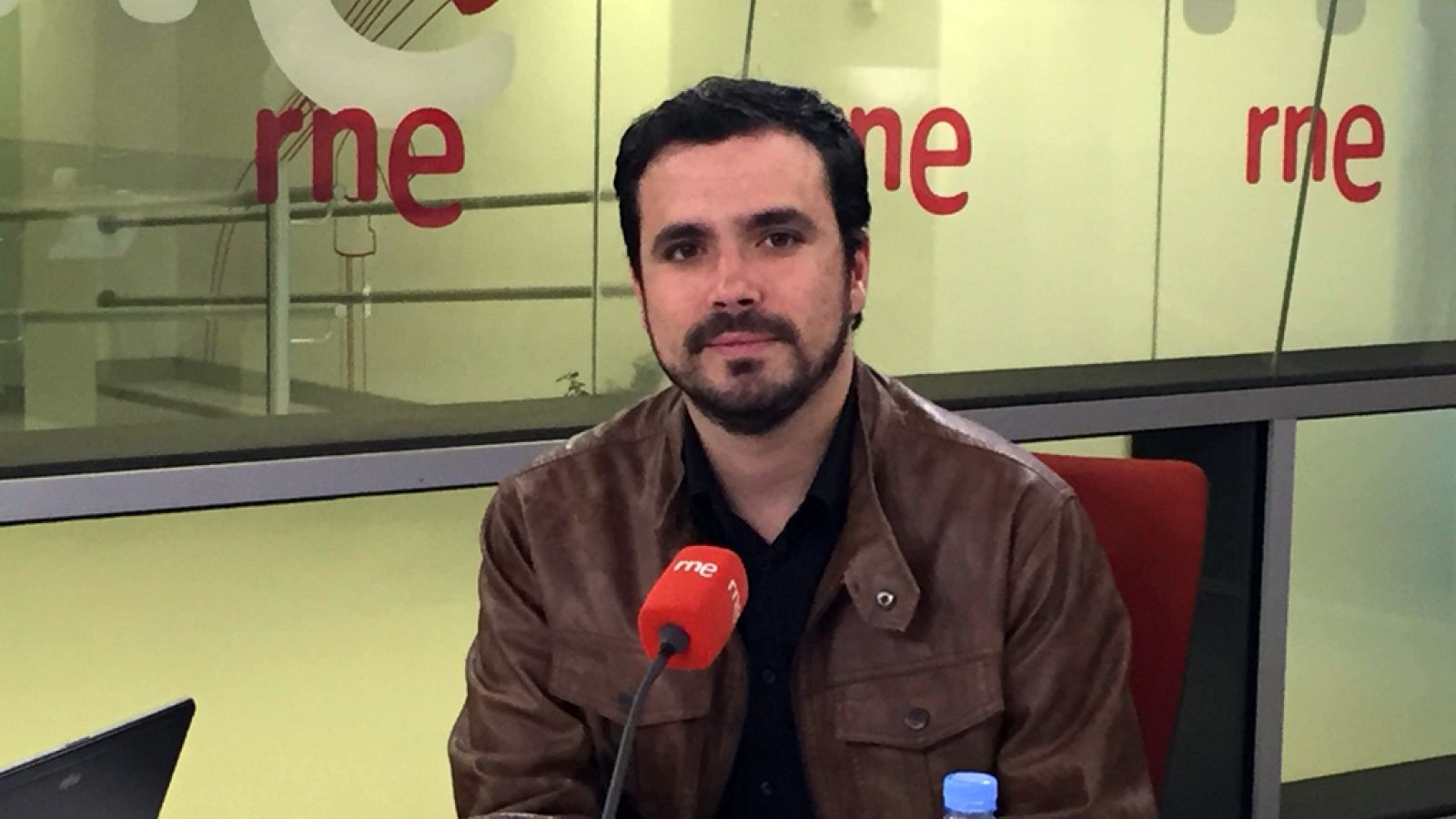 Las mañanas de RNE - Garzón admite diferencias con Podemos sobre las listas electorales - Escuchar ahora