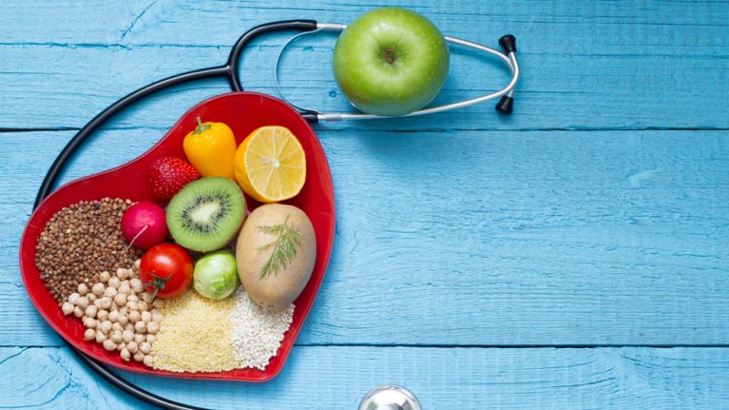 Entre paréntesis - ¿Qué debemos comer si tenemos el colesterol alto? - Escuchar ahora