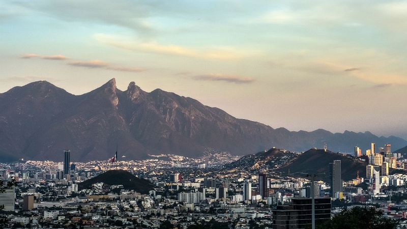 Nómadas: Monterrey: del acero a las montañas | RTVE Play