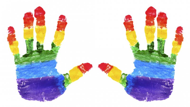 Entre paréntesis - 17 de mayo, Día Internacional contra la Homofobia - Escuchar ahora