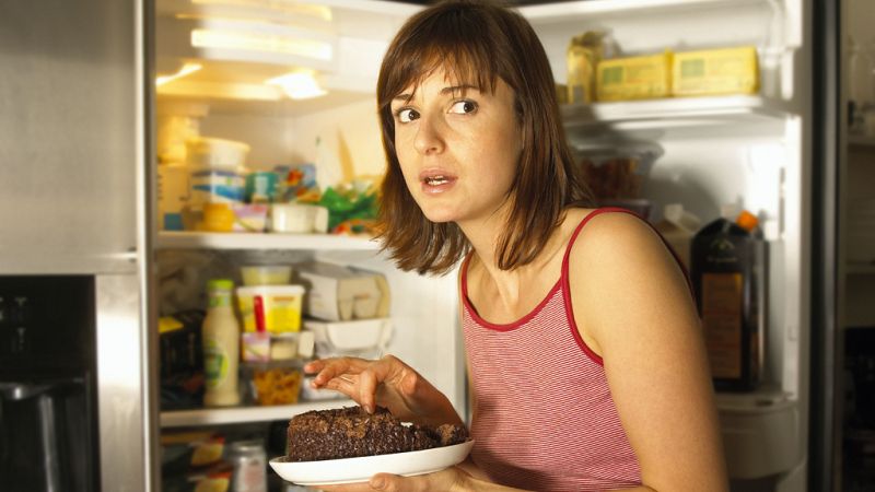 El canto del grillo - Qué es el trastorno por atracón y cómo detectar si lo sufrimos - Escuchar ahora