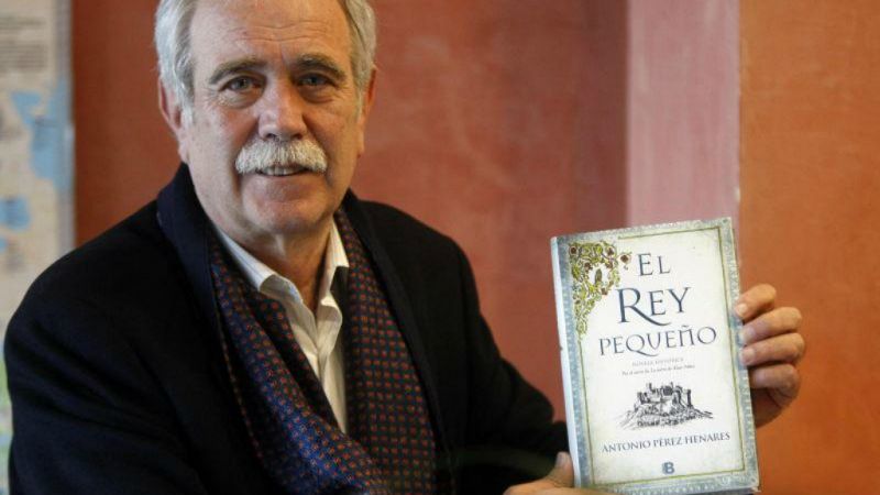 España vuelta y vuelta - Antonio Pérez Henares vuelve a la Edad Media con 'El rey pequeño' - Escuchar ahora