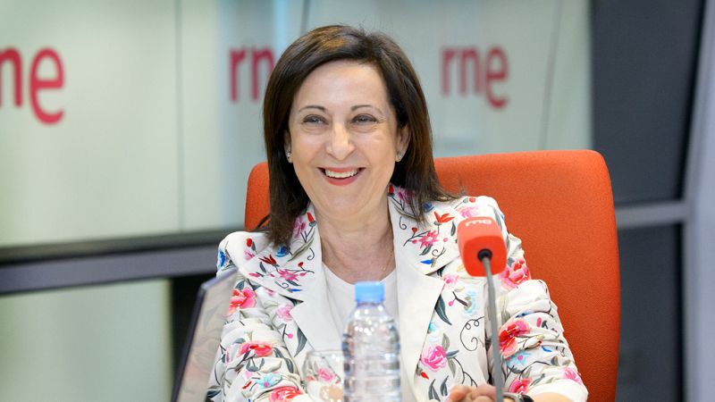 Radio 5 Actualidad - Margarita Robles rechaza que Podemos trate de apropiarse del espacio de la socialdemocracia - Escuchar ahora
