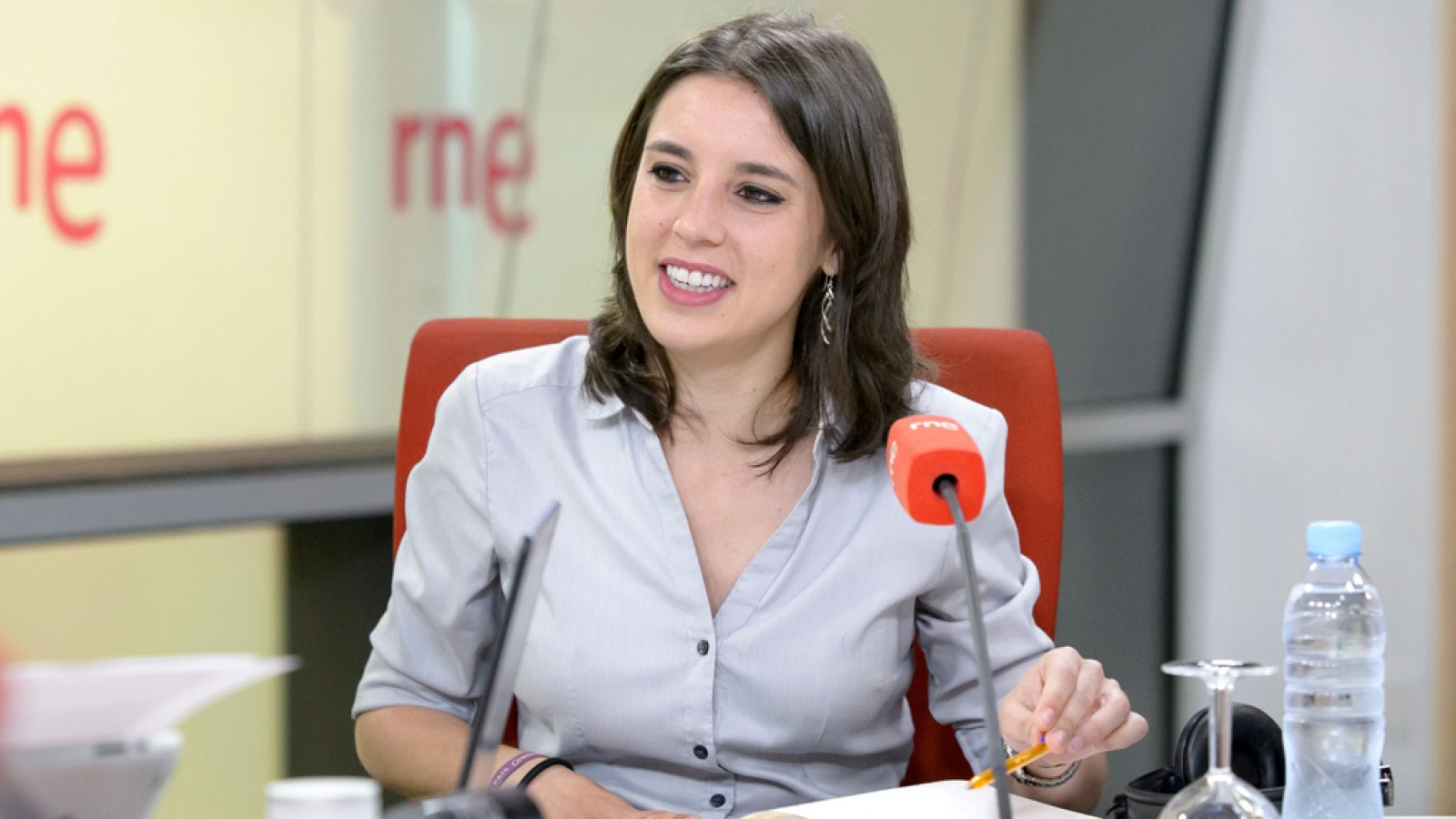 Las mañanas de RNE - Irene Montero: "Tiene que haber una reforma fiscal que haga más progresivo el pago de impuestos" - Escuchar ahora