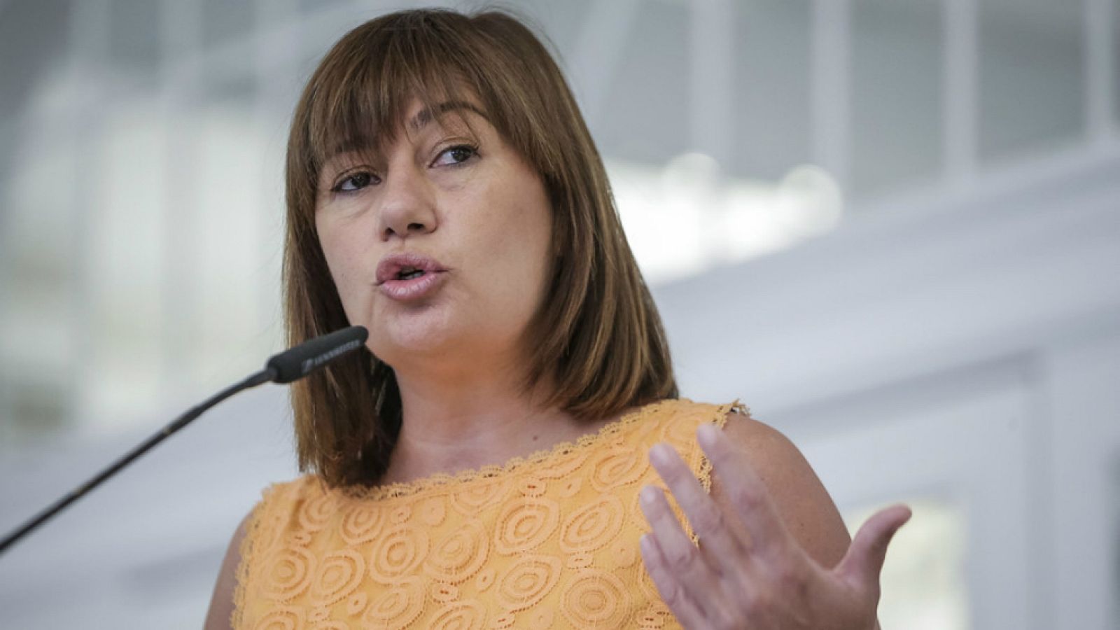 Las mañanas de RNE - Francina Armengol: "Mi postura es votar no a Rajoy, hay una suma política al otro lado" - Escuchar ahora