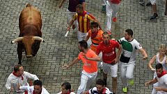 Dos heridos graves en el cuarto encierro