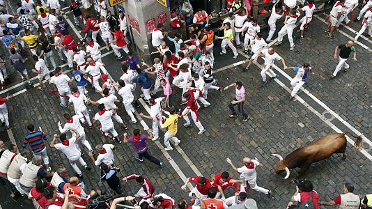 Sanfermines en RNE - Sanfermines 2016 - Bonitas carreras en el quinto encierro de Sanfermines - 11/07/16 - Escuchar ahora