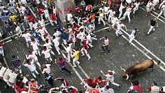 Sanfermines 2016 - Bonitas carreras en el quinto encierro de Sanfermines - 11/07/16