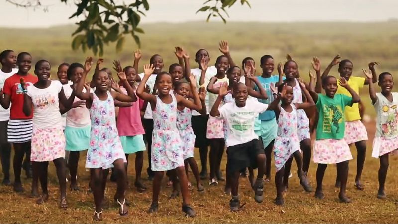 España vuelta y vuelta - El coro Safari, un proyecto para sacar de la pobreza a niños huérfanos de Uganda - Escuchar ahora