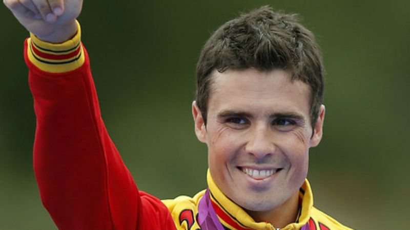 Radio 5 Actualidad - Javier Gómez Noya no participará en los juegos olímpicos de Río de Janeiro por una lesión - Escuchar ahora