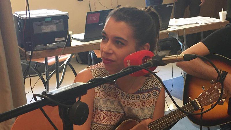 Las mañanas de RNE - Paula Rojo interpreta en directo "Poco" - Escuchar ahora