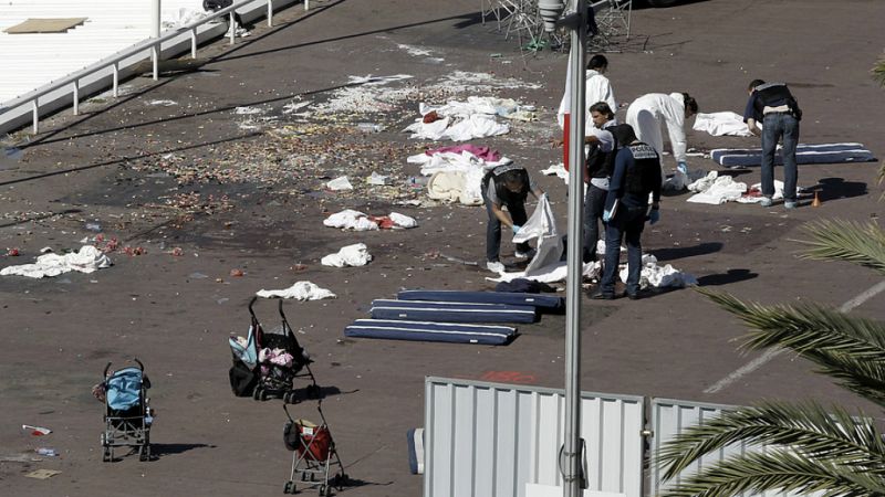 Diario de las 2 - Atentado en Niza: 84 personas muertas y decenas de heridos, entre ellos 18 en estado crítico - Escuchar ahora
