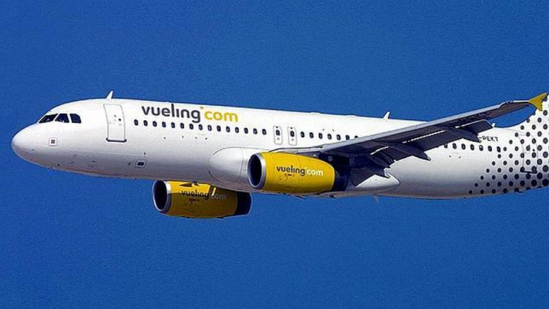 Radio 5 Actualidad - Vueling, Ryanair y Easyjet lideran el ránking de las aerolíneas de bajo coste - 18/07/16 - Escuchar ahora