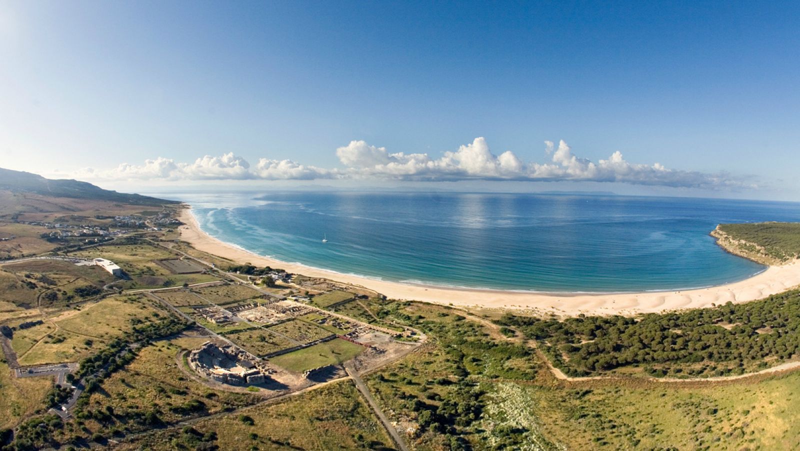 La sala - Teatros romanos de Baelo Claudia, Itálica y Málaga - 18/07/16 - Escuchar ahora 