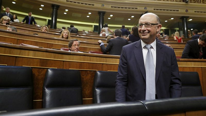 Diario de las 2 - El Gobierno cierra las cuentas para evitar la multa de la CE - Escuchar ahora