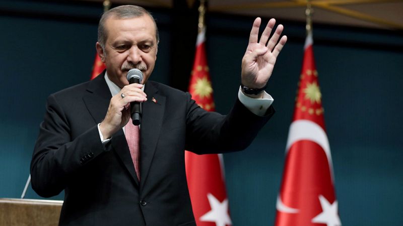 Las mañanas de RNE - Erdogan anuncia que los seguidores del Güllén serán juzgados como miembros de organización terrorista - Escuchar ahora