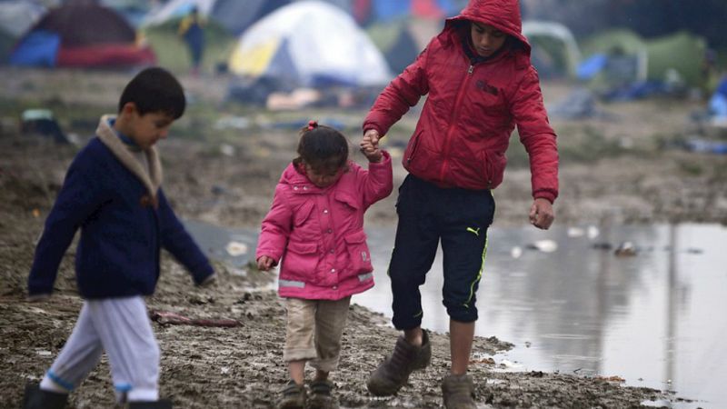 Radio 5 Actualidad - Los niños refugiados, los que más sufren - Escuchar ahora