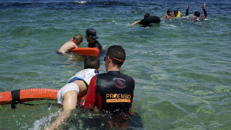 Esto me suena. Las tardes del Ciudadano García - Los niños refugiados se reconcilian con el mar - Escuchar ahora