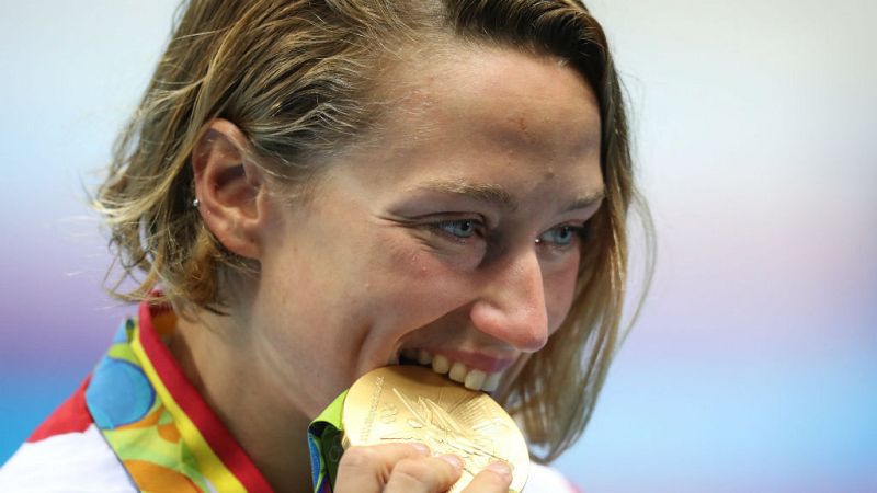 Las ma�anas de RNE - Mireia Belmonte consigue la medalla de oro y hace historia en la nataci�n - Escuchar ahora