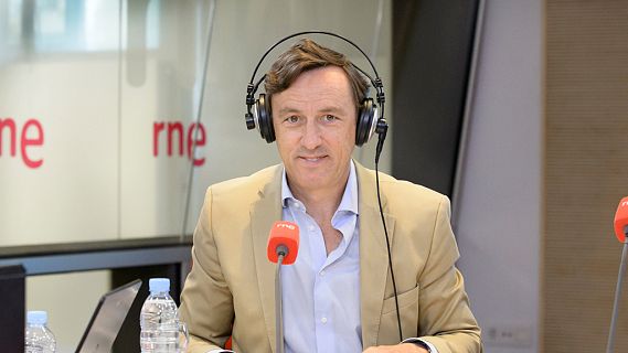 Las mañanas de RNE con Alfredo Menéndez