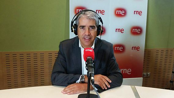 Las mañanas de RNE con Alfredo Menéndez