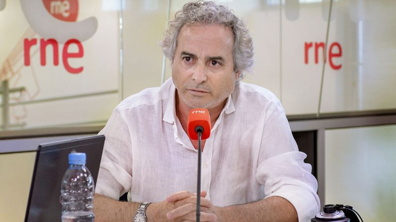  Las mañanas de RNE - Ildefonso Falcones regresa a la edad media barcelonesa con 'Los Herederos de la Tierra' - Escuchar ahora