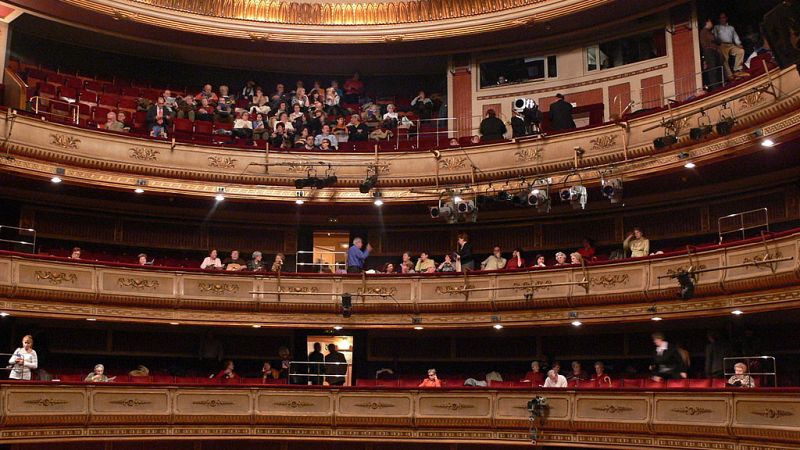 Documentos RNE - El Teatro de la Zarzuela, escenario de la vida lírica española - 17/09/16 - escuchar ahora