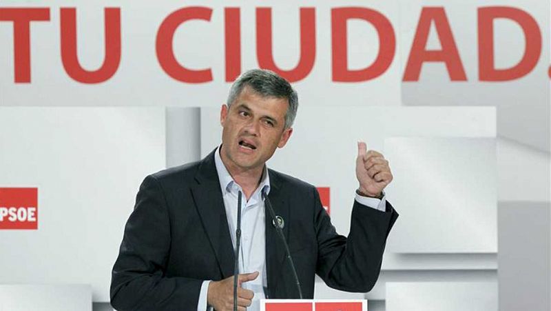 24 horas - David Lucas (PSOE): "Los dimisionarios tienen que decir por qué no querían que los militantes opinaran" - 29/09/16 - Escuchar ahora