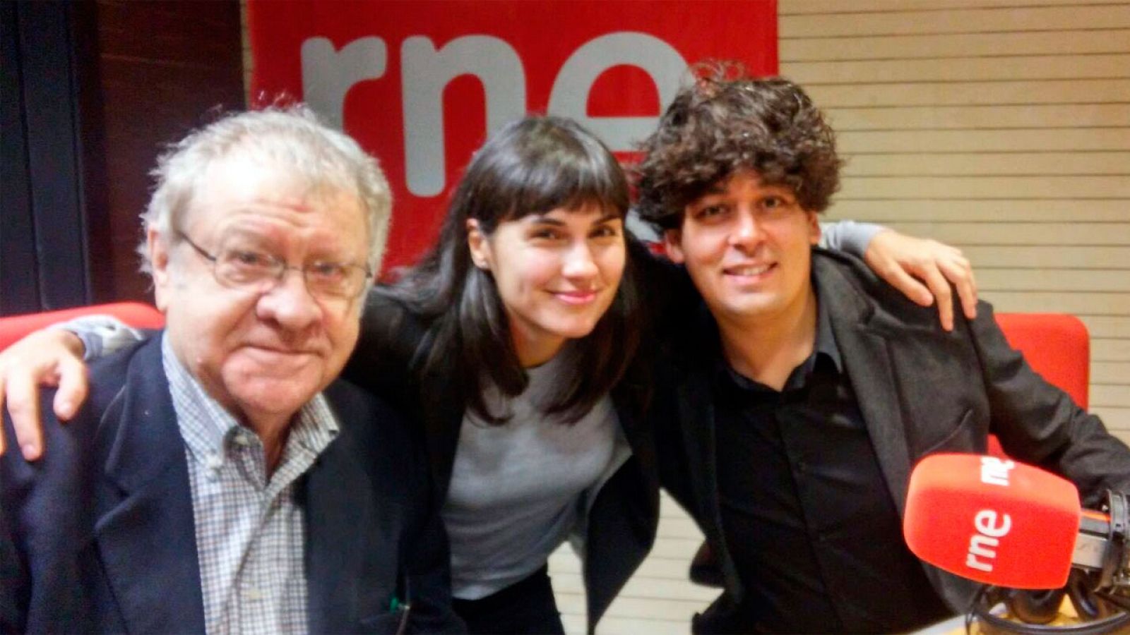 Hoy empieza todo con Marta Echeverría - Barriupedia - Lorca en Galicia - 27/10/16 - Escuchar ahora