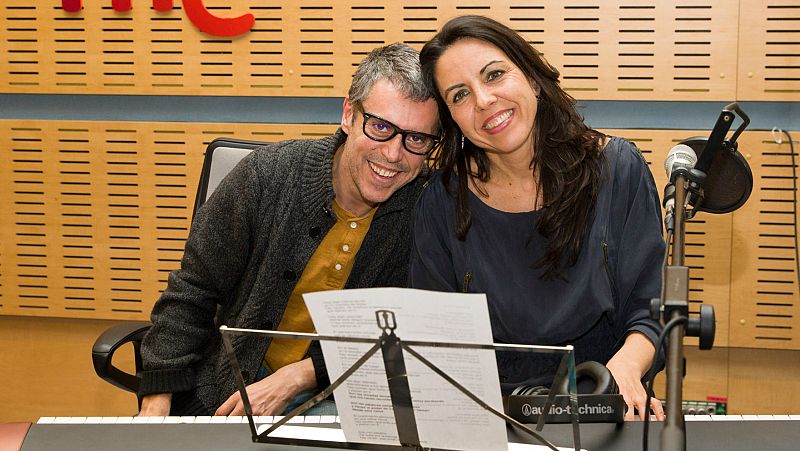  Abierto hasta las dos - Visita guiada a la Casa de Iván Ferreiro - 27/11/16 - escuchar ahora 