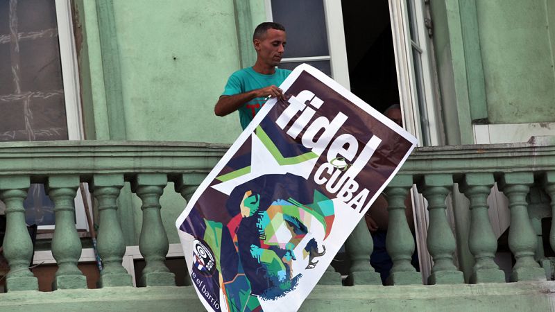 Las mañanas de RNE - John Carlin: "Hoy en el mundo no hay nadie a la altura de Fidel Castro" - Escuchar ahora