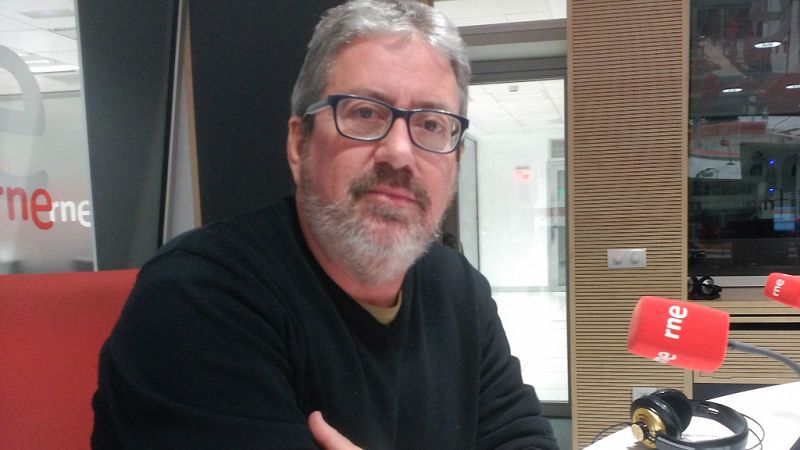 Gente despierta - El cooperante y bloguero Chema Caballero presenta su libro 'Edjengui se ha dormido' - Escuchar ahora