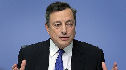 Noticias RNE - Boletines RNE - El BCE amplía la compra de deuda a todo 2017, pero rebaja la cuantía - Escuchar ahora