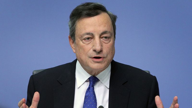 Boletines RNE - El BCE amplía la compra de deuda a todo 2017, pero rebaja la cuantía - Escuchar ahora