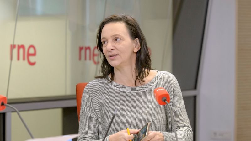 Las maanas de RNE - Carolina Bescansa: "Yo no creo que los compaeros que pierdan la asamblea deban irse" - Escuchar ahora