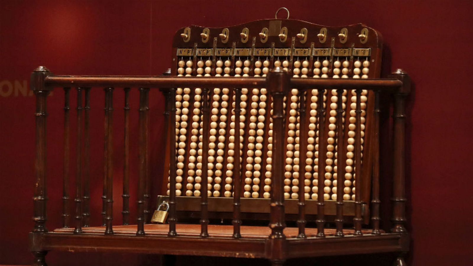  Las mañanas de RNE -Una administración de San Pedro del Pinatar reparte un cuarto y dos quintos premios - Escuchar ahora 