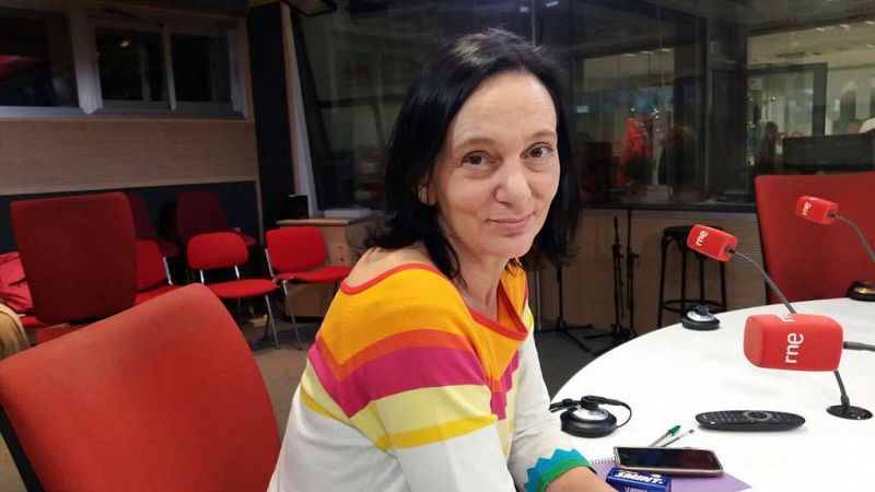 24 horas - Carolina Bescansa (Podemos): "Dentro de una organizacin, esto del poder es una cosa difcil de concretar" - 11/01/17 - Escuchar ahora