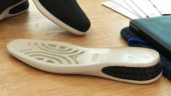 Zapato Callaghan fabricado en España y tecnología Adaptation en suela