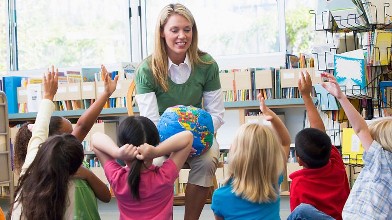 El canto del grillo - Solo aprendemos lo que amamos - Escuchar ahora