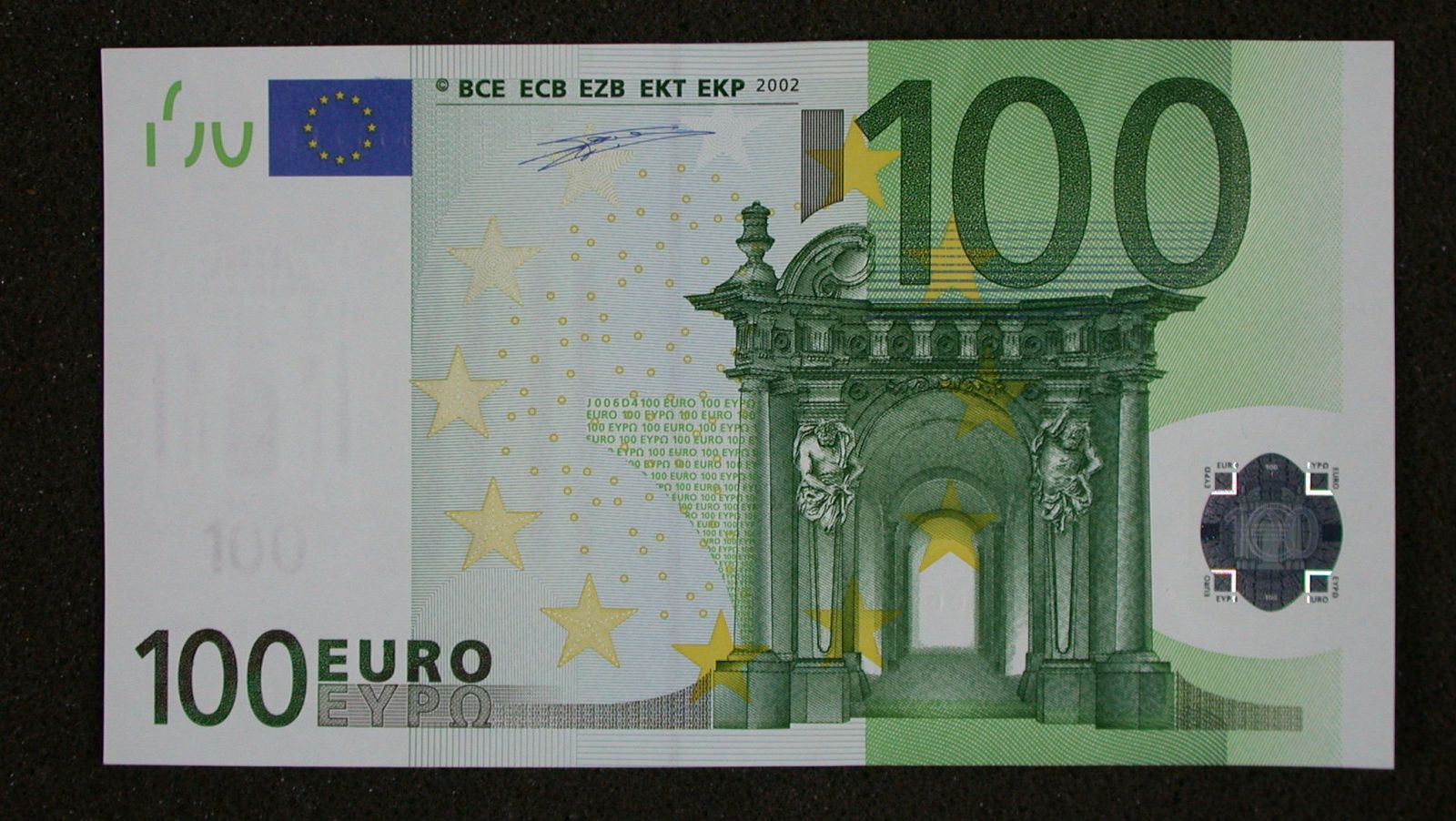 Piel adentro (cuento) -  El billete de 100 euros - 08/04/17 - Escuchar ahora