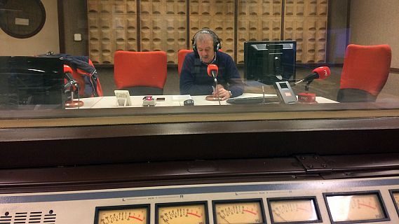 Las mañanas de RNE con Alfredo Menéndez