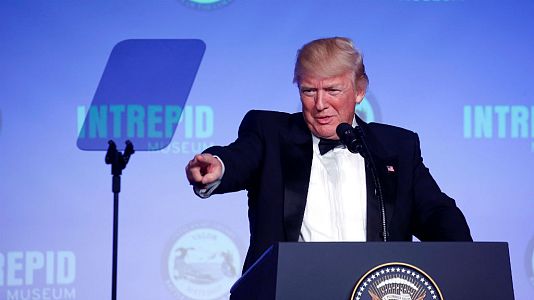 Radio 5 Actualidad - Radio 5 Actualidad - La derogación del Obamacare está un paso más cerca - Escuchar ahora