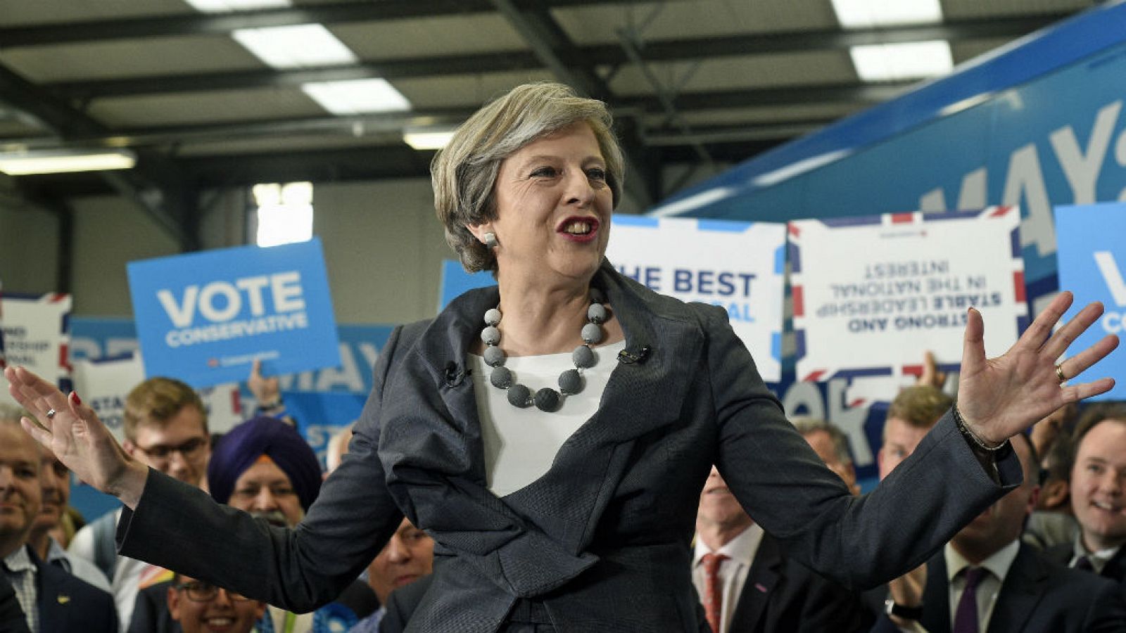  Las mañanas de RNE - Elecciones en el Reino Unido - ¿Quién es realmente Theresa May? - Escuchar ahora