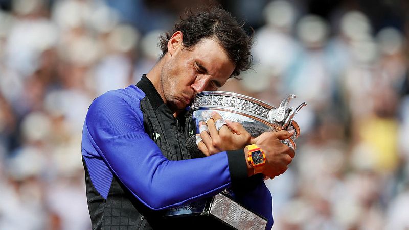 Tablero Deportivo - Rafa Nadal hace historia, la decima vez que se corona en Francia - Escuchar ahora 