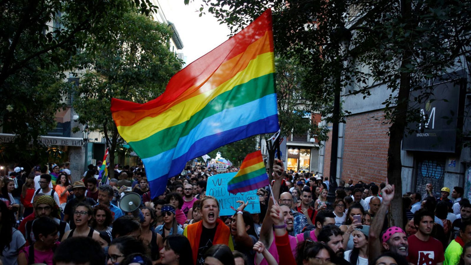 El canto del grillo - El Orgullo de Madrid - Escuchar ahora