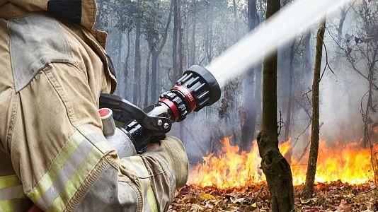 Por todo lo alto - Por todo lo alto - Decálogo del fuego de la Fundación Pau Costa - 12/07/17 - Escuchar ahora