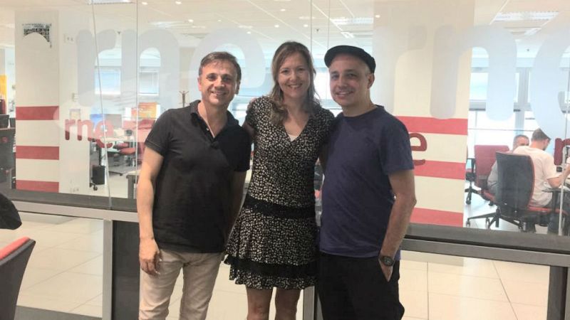  José Mota y Pablo Berger nos hipnotizan con 'Abracadabra' - Escuchar ahora